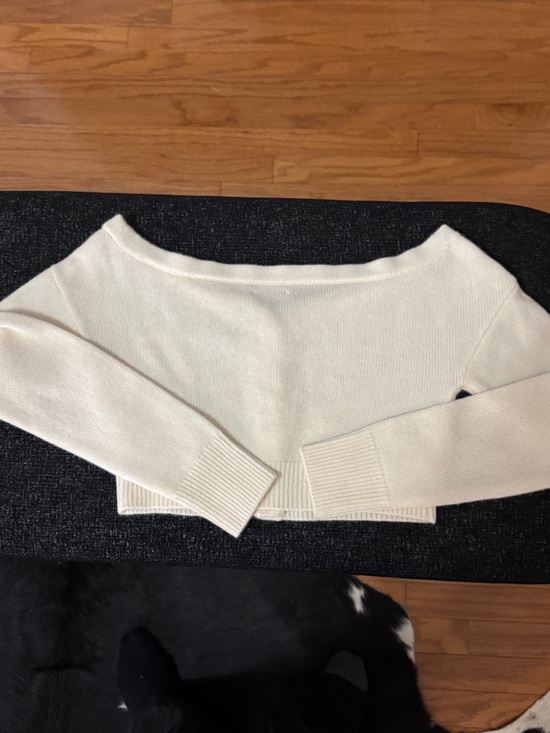 Reformation Millie Cashmere Cream Cropped Off-Shoulder Button Cardigan - Picture 3 of 10